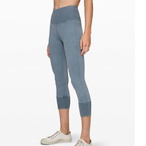 Lululemon Wunder Under Luxtreme Leggings 23” SZ4